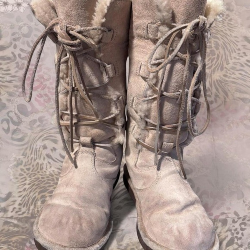 UGG Whitley Tall Lace-Up Sheepskin Boots Sand Cream S/N 5122 Womens 7